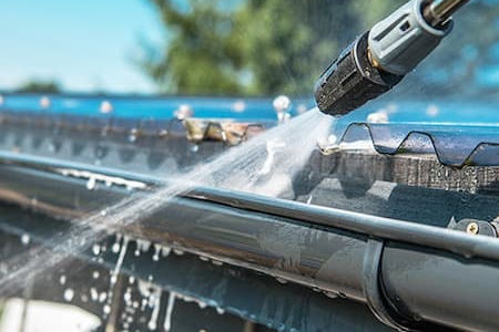 Gutter Cleaning & Brightening